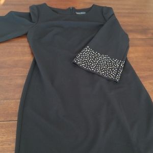 Jessica Howard black dress